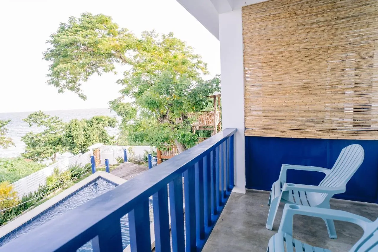 Bluewoods Seaside Resort Dauis 0*,  Philippines